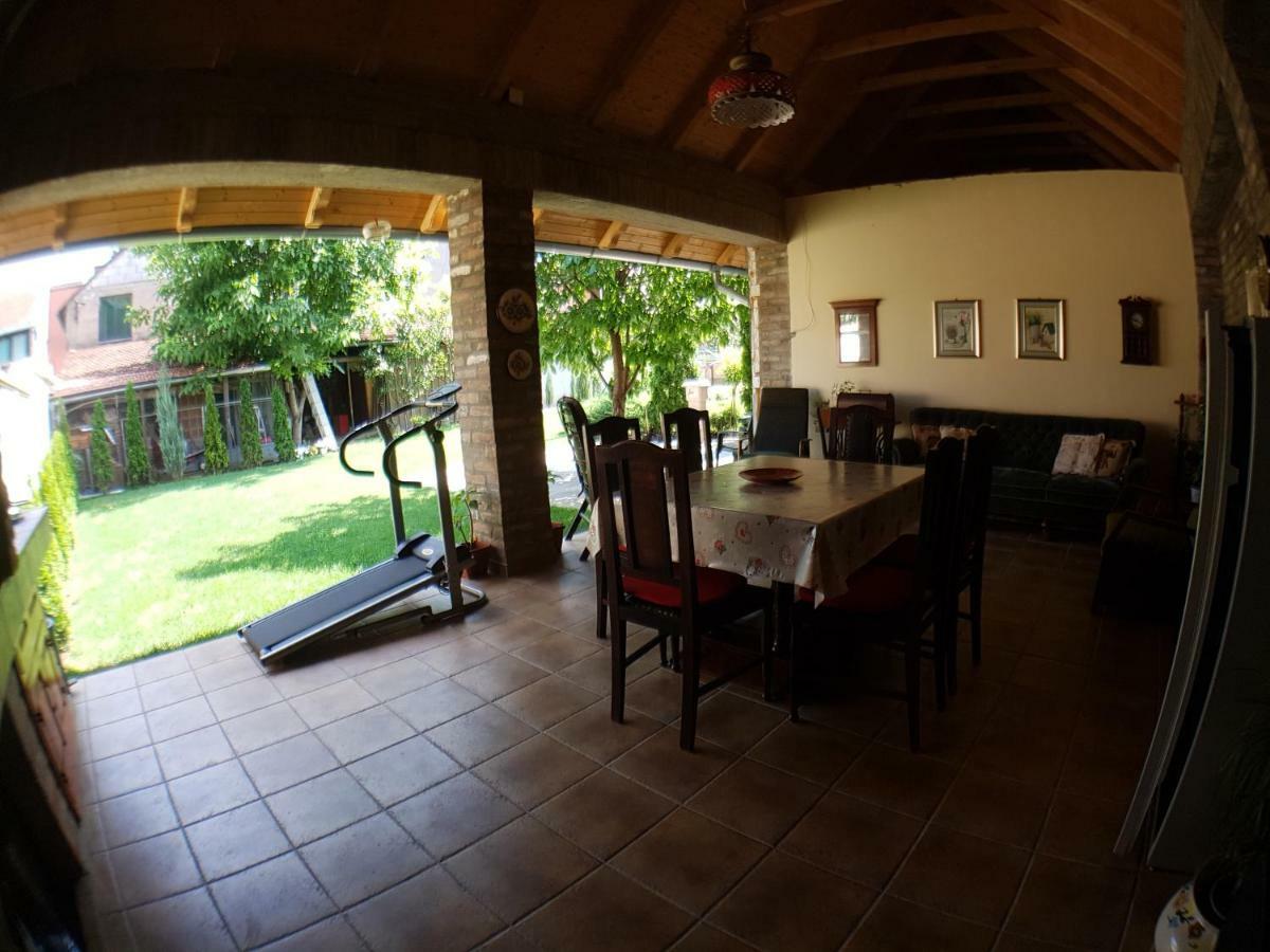 Apartman Vila Milica Kikinda Екстериор снимка